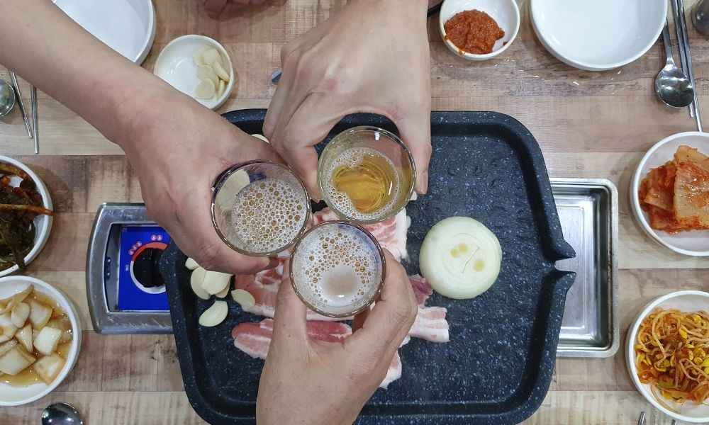 Curiosità e regole sull'alcol coreano e la cultura del bere in Corea